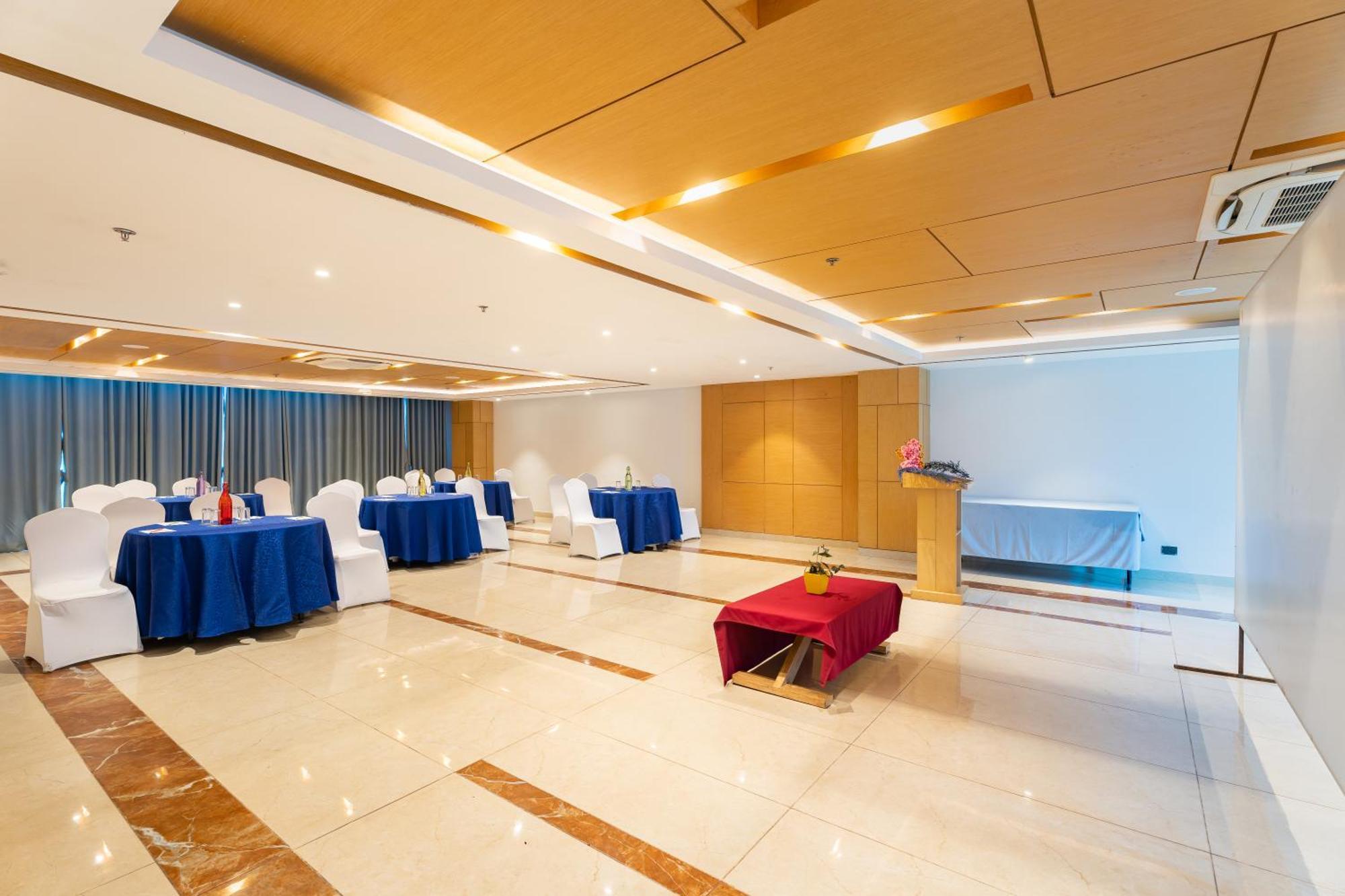 Hotel Siraichuli 奇旺 外观 照片